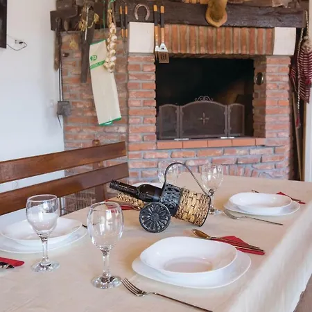 Four Bedroom Holiday In Bacina Ploce (Dubrovnik-Neretva)
