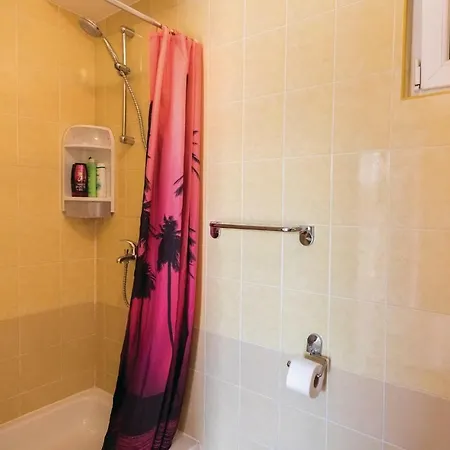 Four Bedroom Holiday In Bacina * Ploce (Dubrovnik-Neretva)